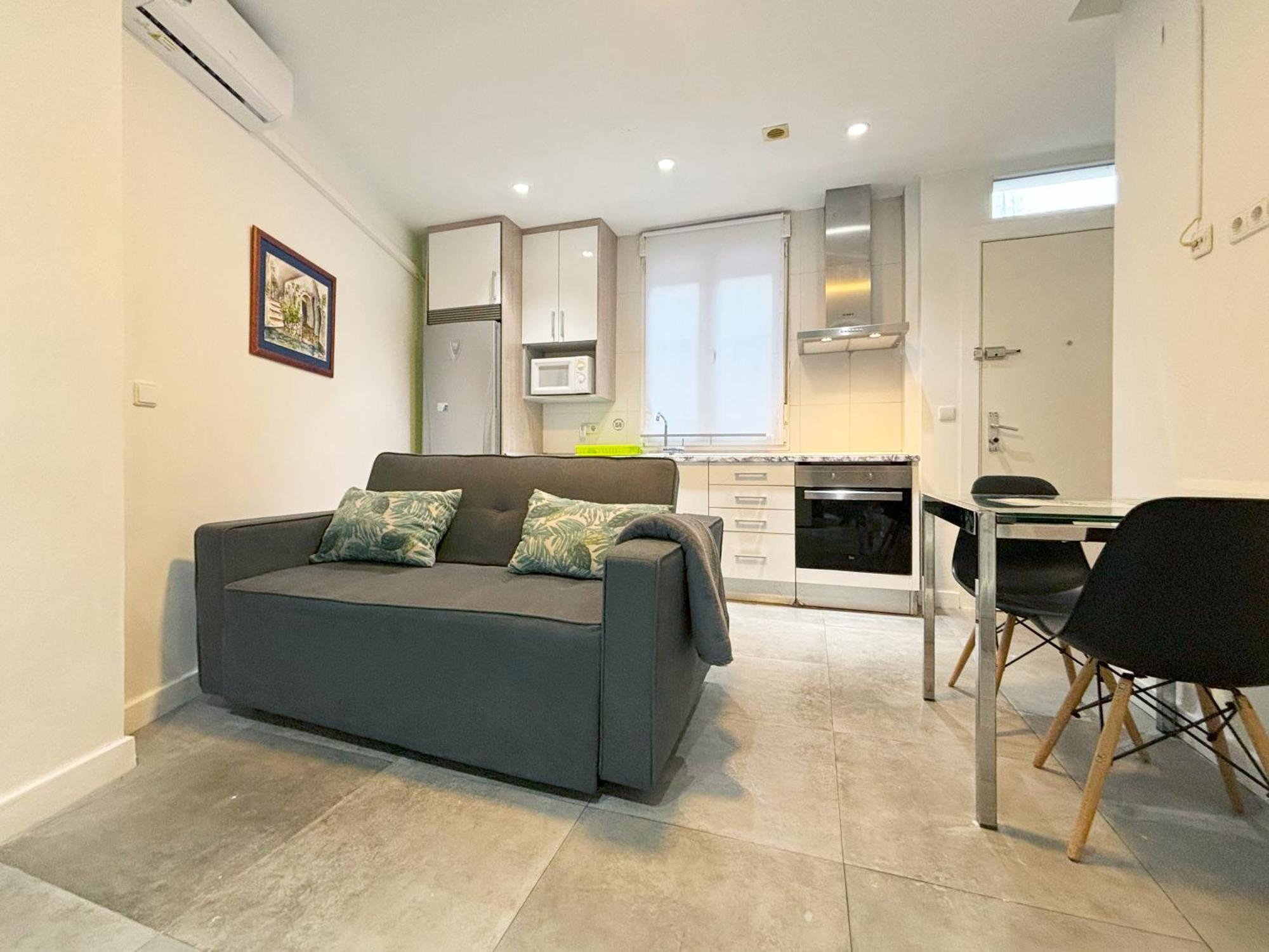 Appartamento Luminoso, Con Patio Y Buena Zona Madrid Esterno foto